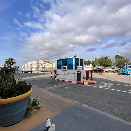 Apartamentos Deluxe San Julian Torrevieja Dış mekan fotoğraf