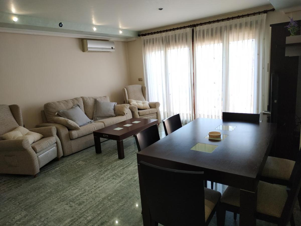 Apartamentos Deluxe San Julian Torrevieja Dış mekan fotoğraf