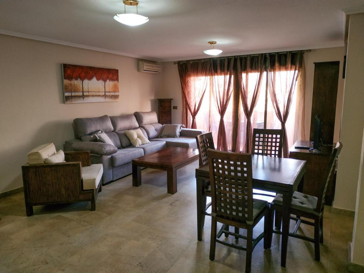 Apartamentos Deluxe San Julian Torrevieja Dış mekan fotoğraf