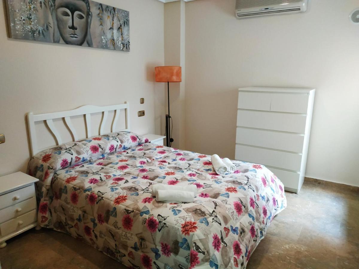 Apartamentos Deluxe San Julian Torrevieja Dış mekan fotoğraf
