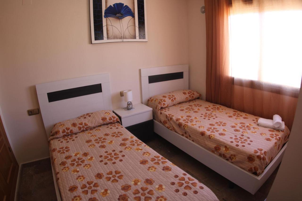 Apartamentos Deluxe San Julian Torrevieja Dış mekan fotoğraf